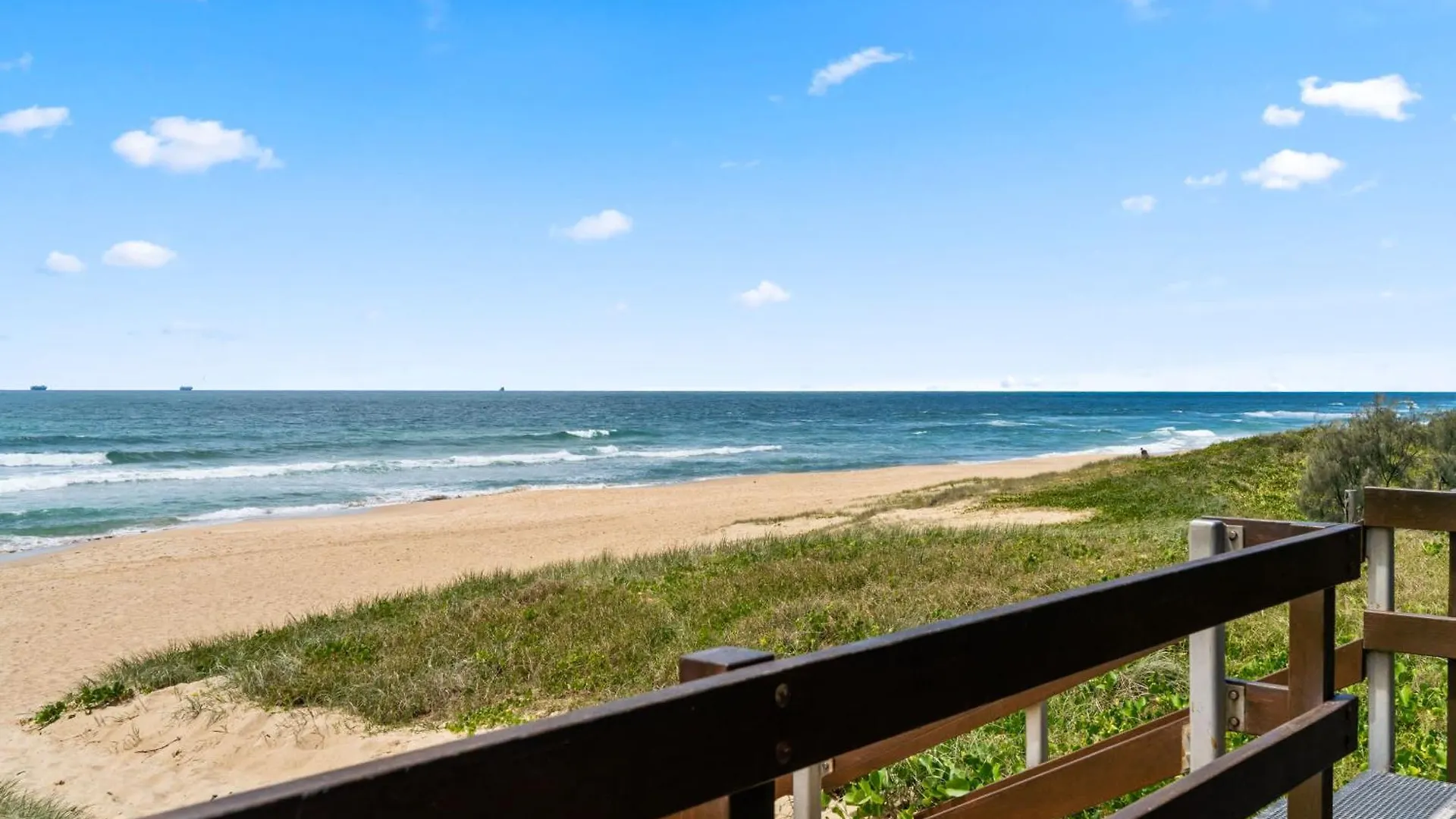 Beachfront With Pool Ocean Views And Pet Friendly Buddina