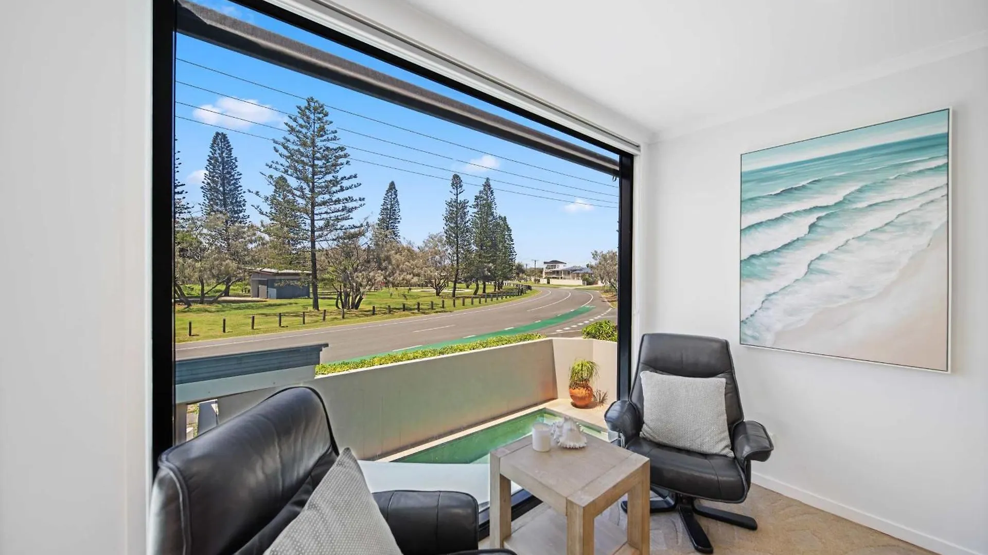 Beachfront With Pool Ocean Views And Pet Friendly Buddina 0*,  Australia