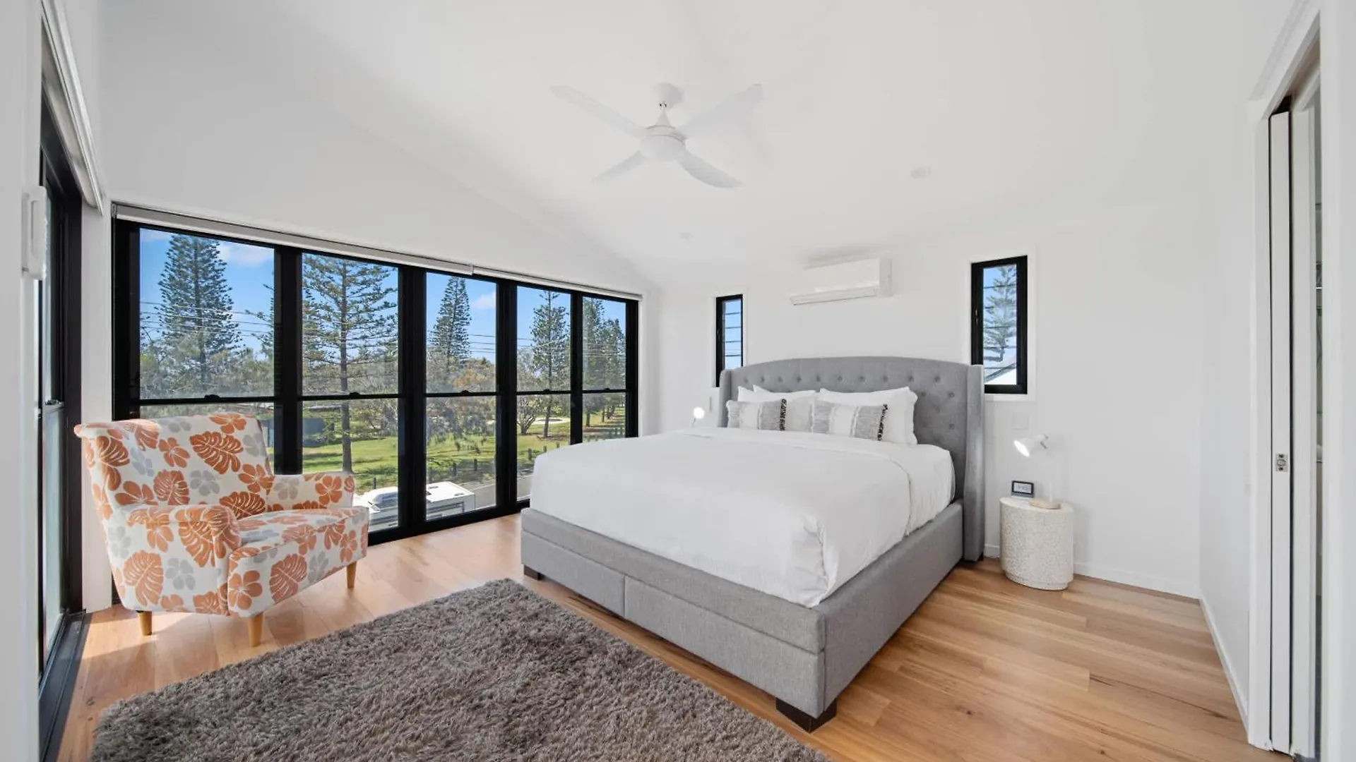 Beachfront With Pool Ocean Views And Pet Friendly Buddina 0*,
