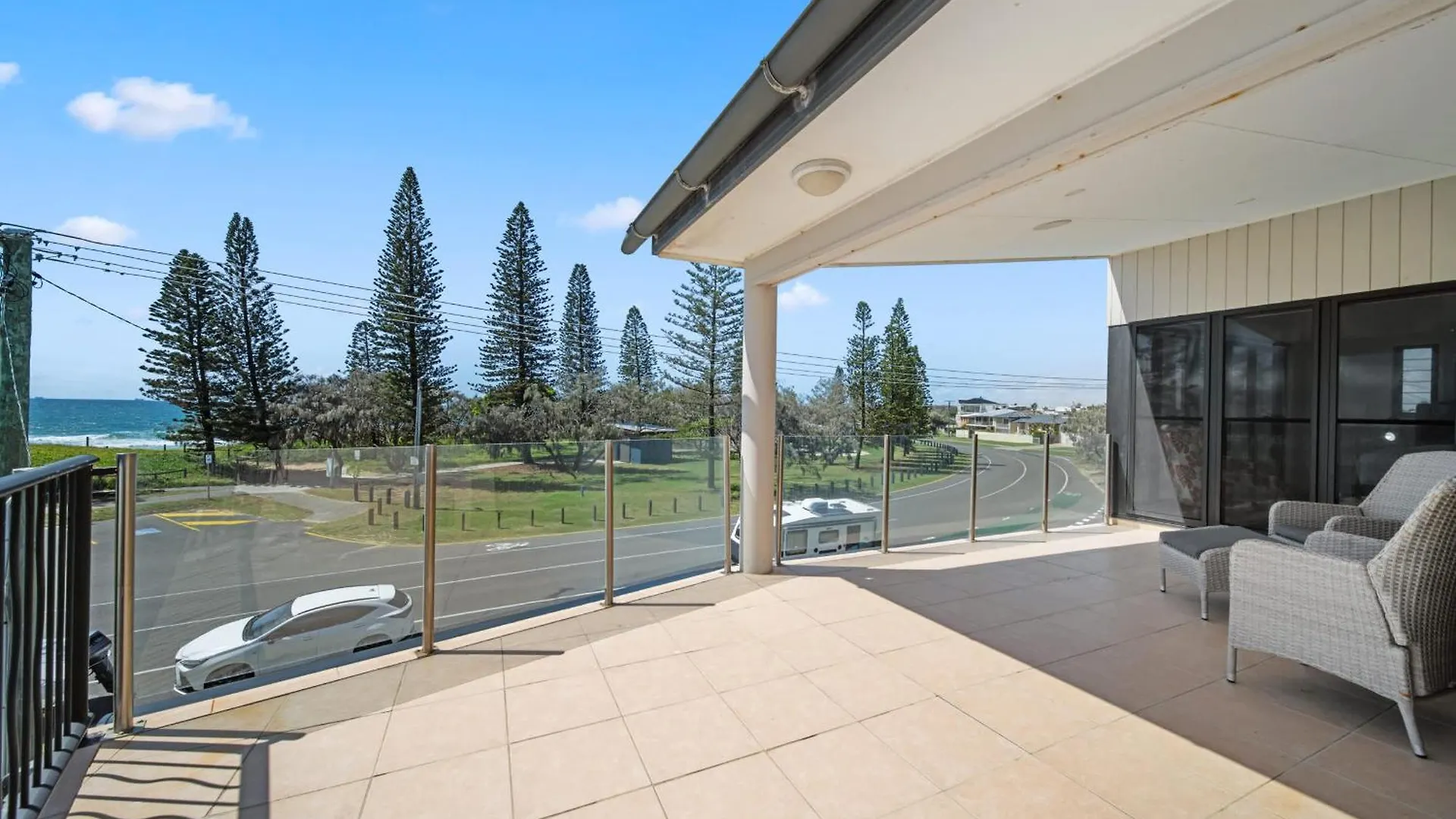 Beachfront With Pool Ocean Views And Pet Friendly Buddina 0*,  Australia