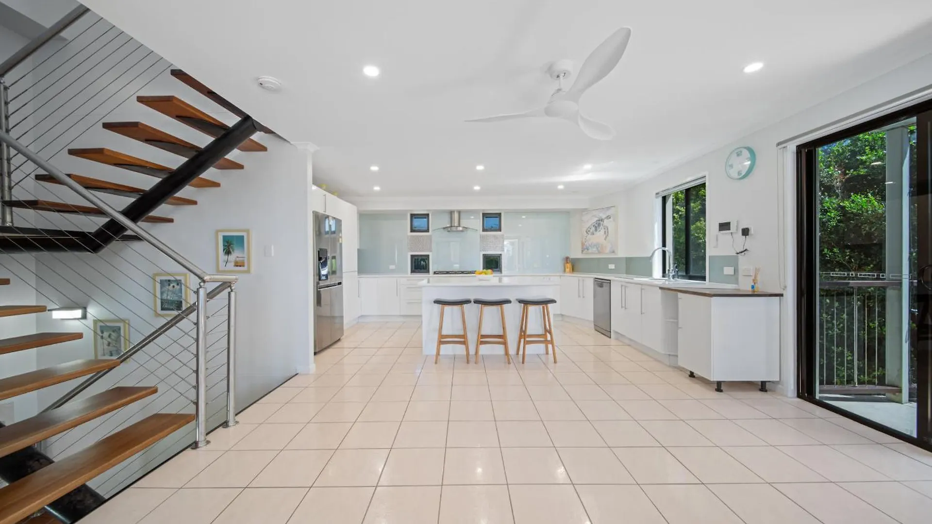 Holiday home Beachfront With Pool Ocean Views And Pet Friendly Buddina Australia